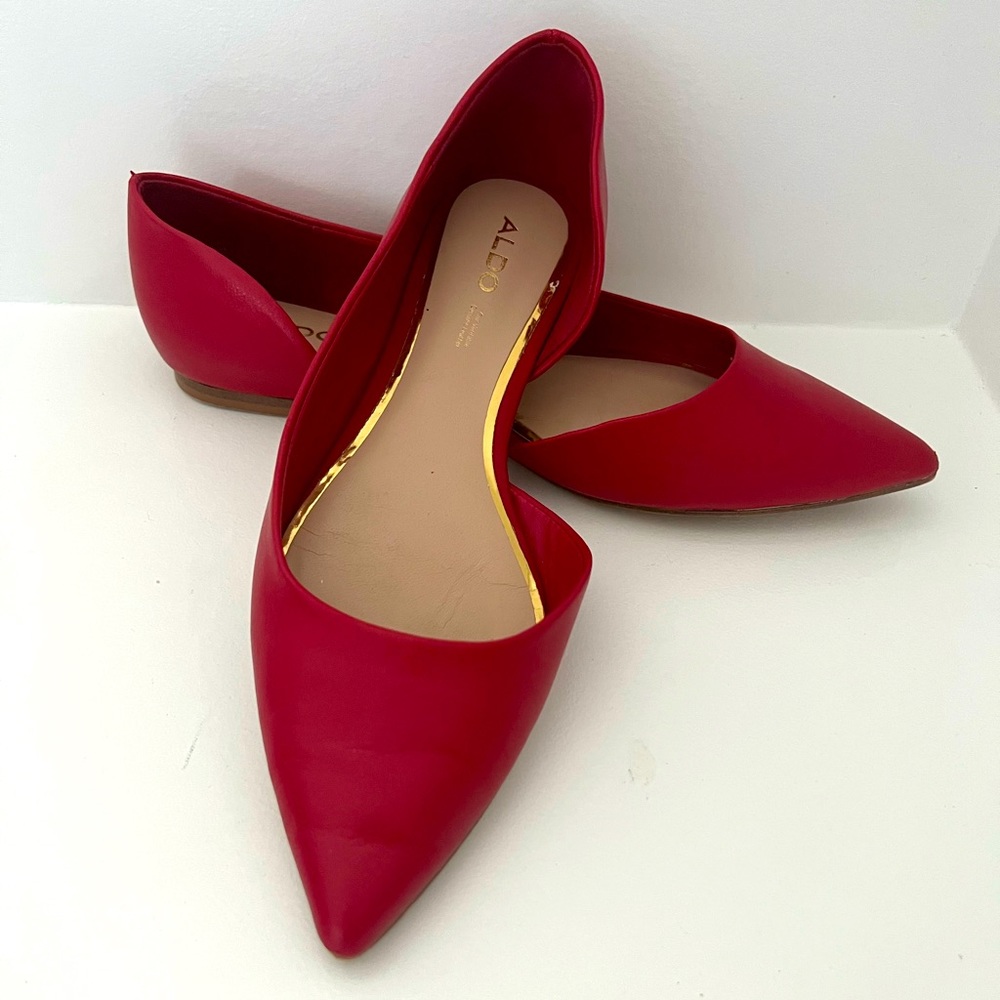 Women’s Aldo flat shoes